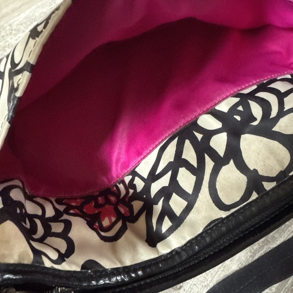 COACH‎ Graffiti Kyra Poppy Black White Red Sateen Shoulder Crossbody Bag F16864 - Picture 8 of 11